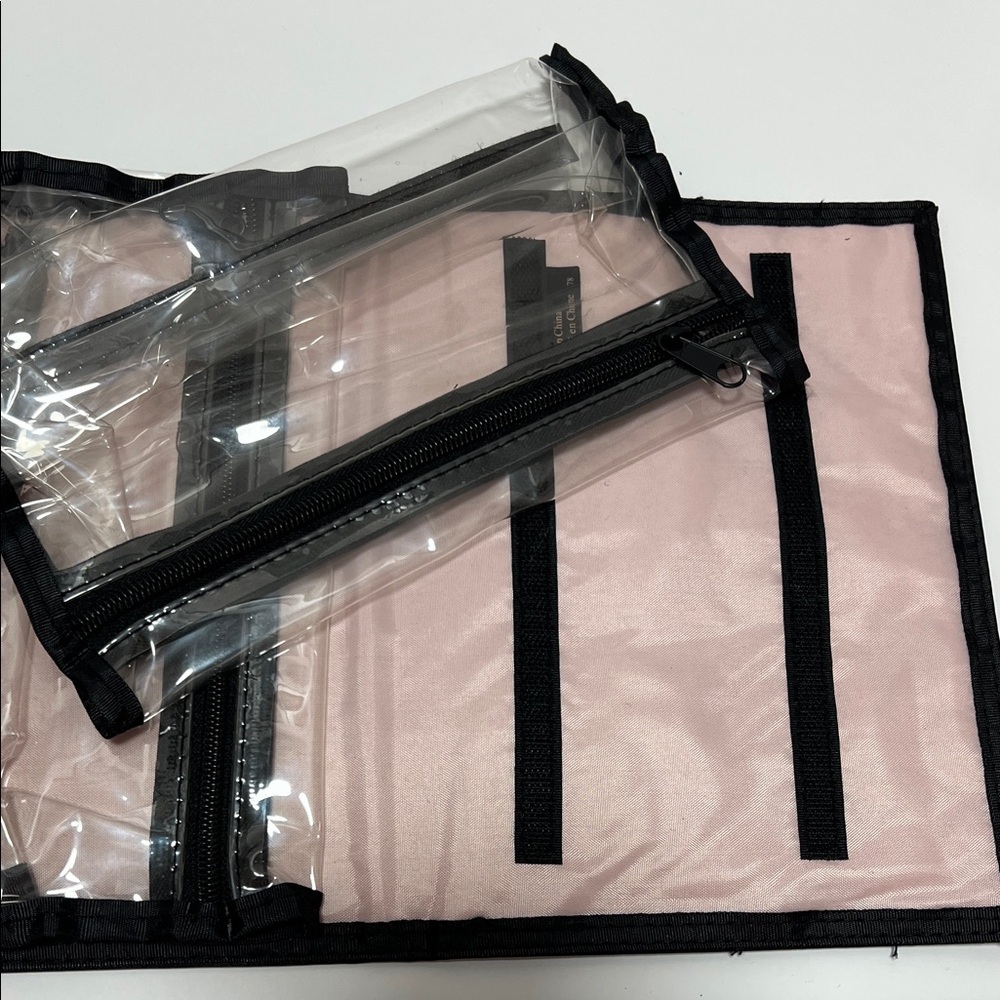 Mary Kay Black Toiletry Bag - Picture 3 of 4